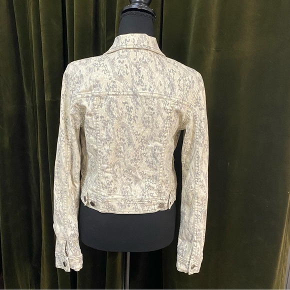 Free People Jacket Women’s Size Small Petite Animal Print Jean Jacket - Picture 3 of 16